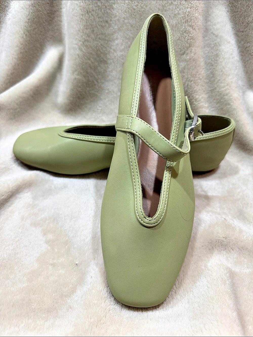 Old Navy Buckle-Strap Mary Jane Ballet Flats Green US 7